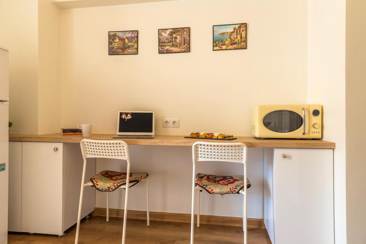 Studio T By Mrg Apartments Bucareste Exterior foto