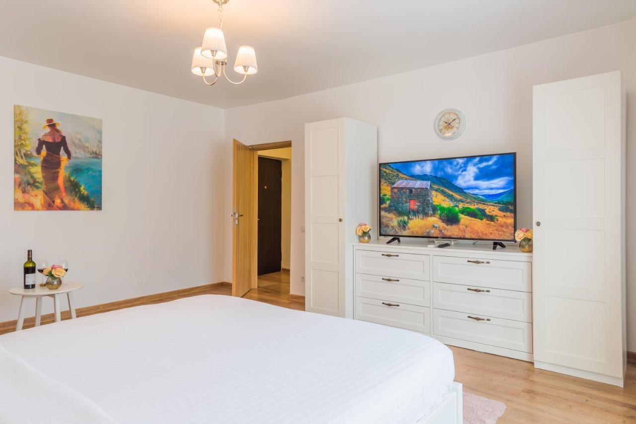 Studio T By Mrg Apartments Bucareste Exterior foto